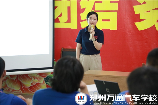 不出校門！畢業找工作就是這么簡單